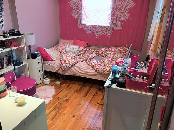 5th image of 25 W 85th St APT 1B