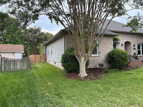 2nd image of 416 Brougham Ct