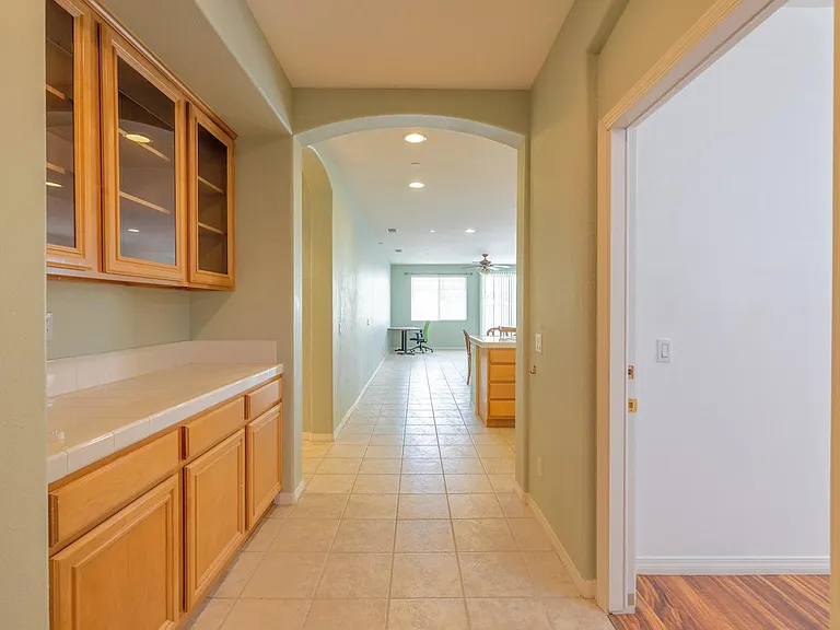 4036 Tournament Dr — Photo 12