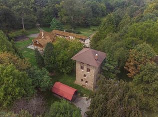 869 Foxfield Rd, Ambler, PA 19002