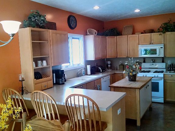 4th image of 8582 Deer Forest Meadows Dr SE