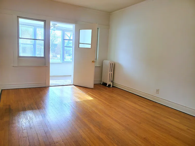 4423 W Irving Park Rd #1F — Photo 13