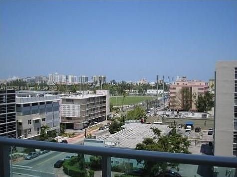 5th image of 1000 West Ave APT 709