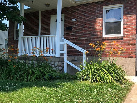 Front balcony and garden.