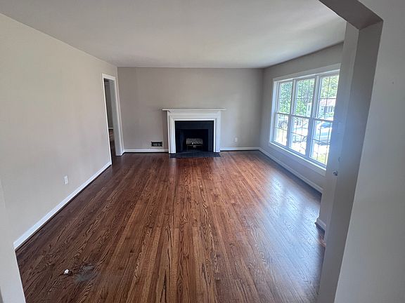4th image of 841 79th St S