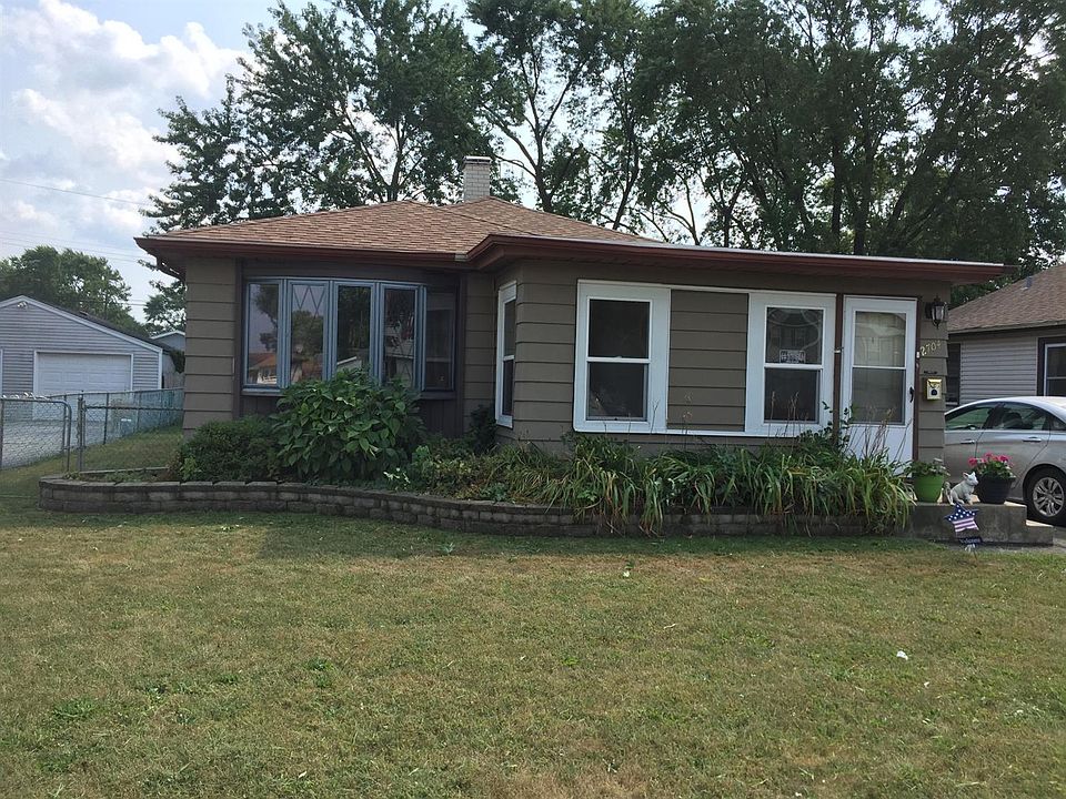 1st image of 2704 Glenwood Ave