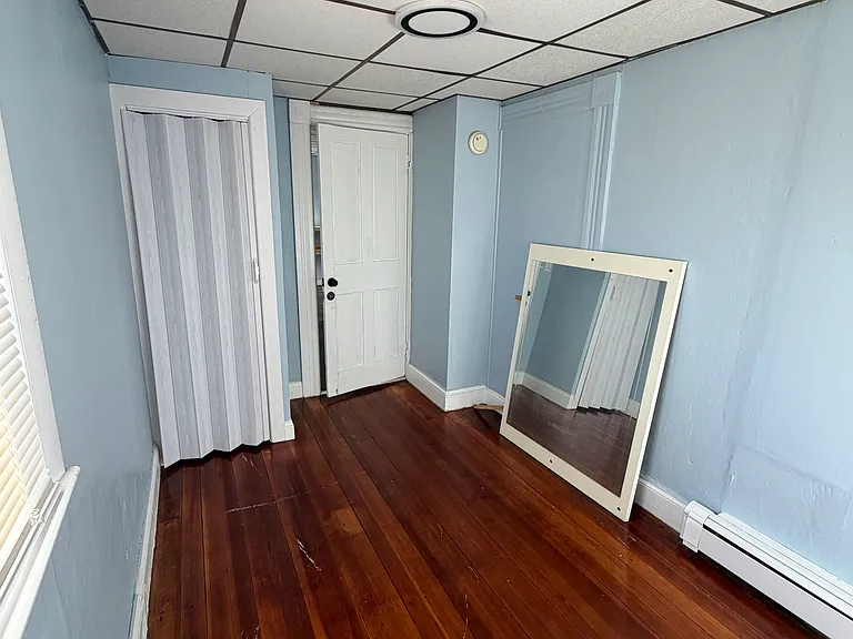13 Abbott St #1 — Photo 4