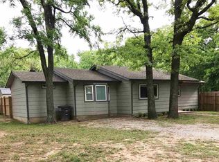 1976 Buck Skin Rd, Ardmore, OK 73401