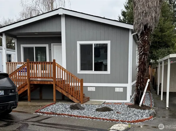 7301 NE 175th Street #115, Kenmore, WA 98028