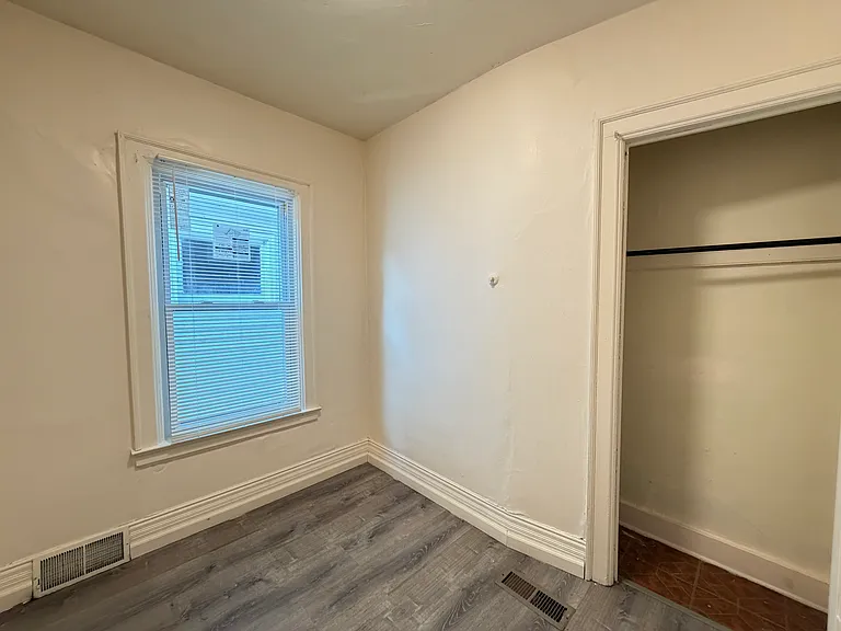 67 Barton St #2 — Photo 26