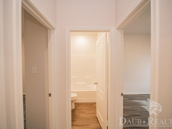 4th image of 1123 Mission Creek Dr