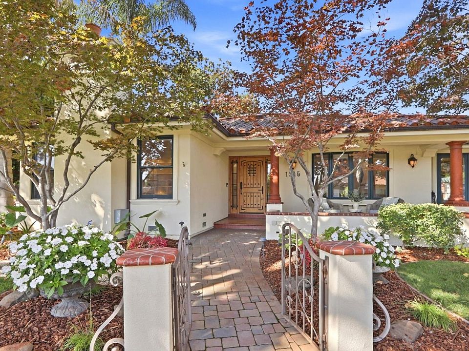 1st image of 1345 Ridley Way