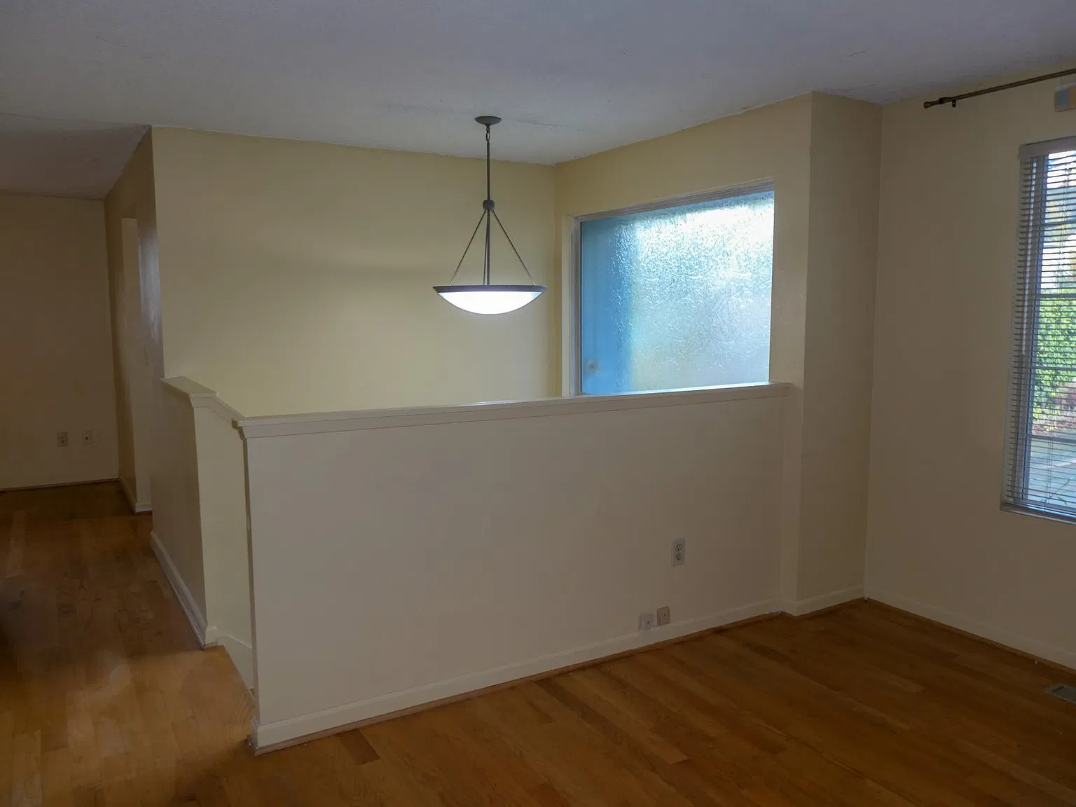 4 bed, 1900 sqft, $3,900 — Photo 3