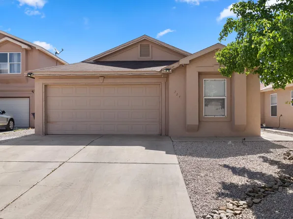 724 97th St SW, Albuquerque, NM 87121