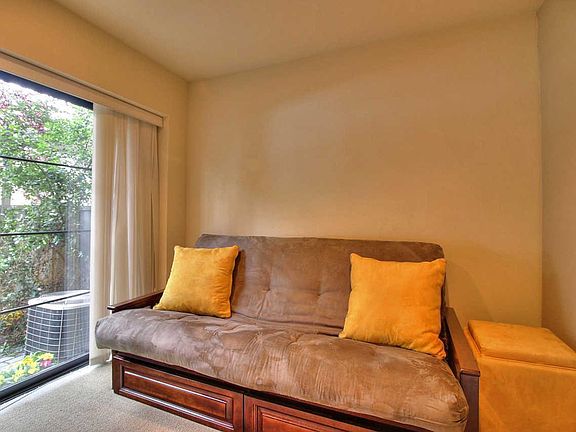 3rd image of 751 Carmel Ave