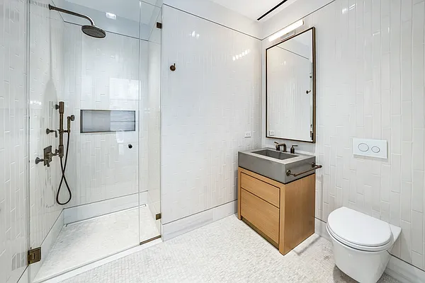 Rented by Compass | media 7