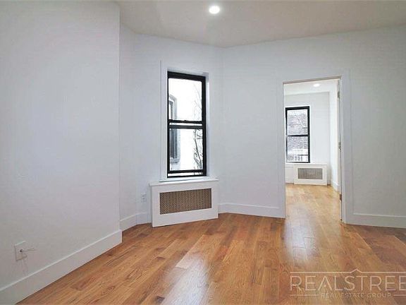 5th image of 183 7th Ave #Penthouse