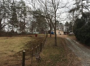 272 Neal Rd, Commerce, GA 30530