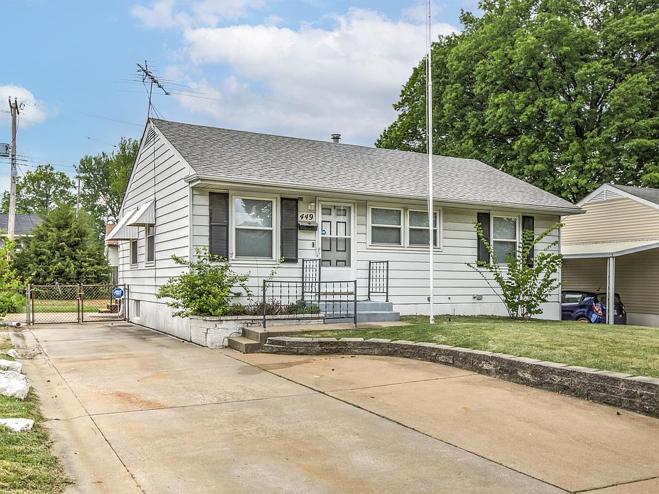 1st image of 449 Shepley Dr #1