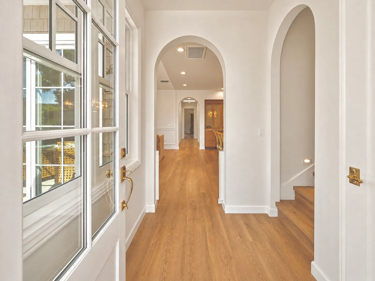 5 bed, 3500 sqft, $12,750 — Photo 4