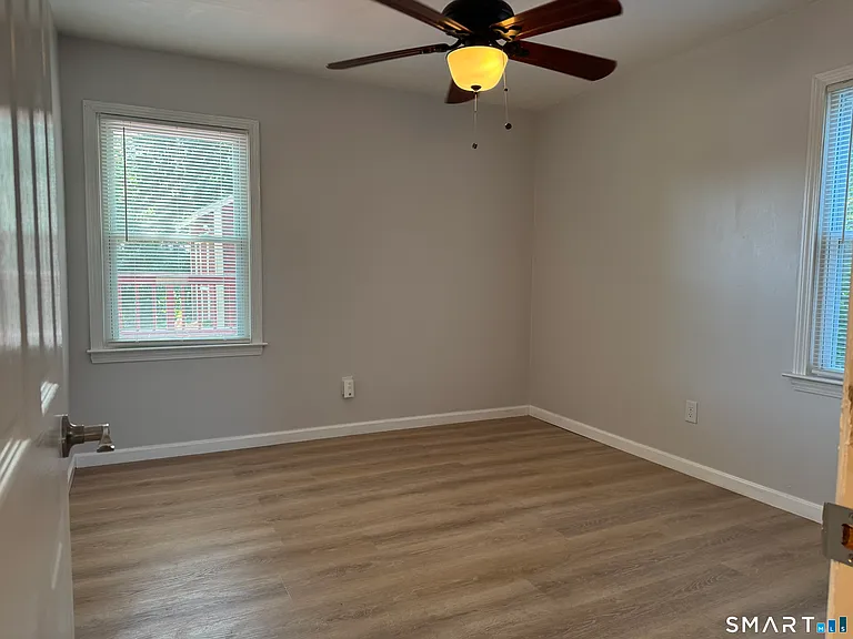 5 Webster Dr — Photo 12