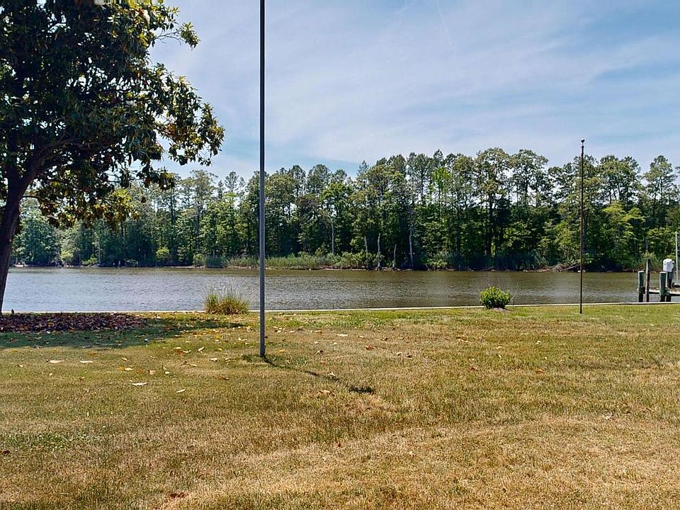 1st image of 5 Creek Dr