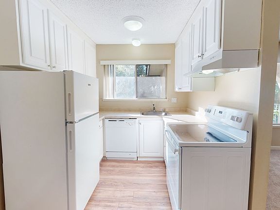 5th image of 1669 Catalina Ct #58