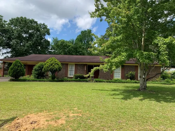 903 Eldorado Dr, Dothan, AL 36303