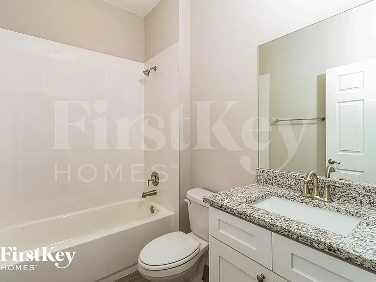 121 Dailey St SE — Photo 17