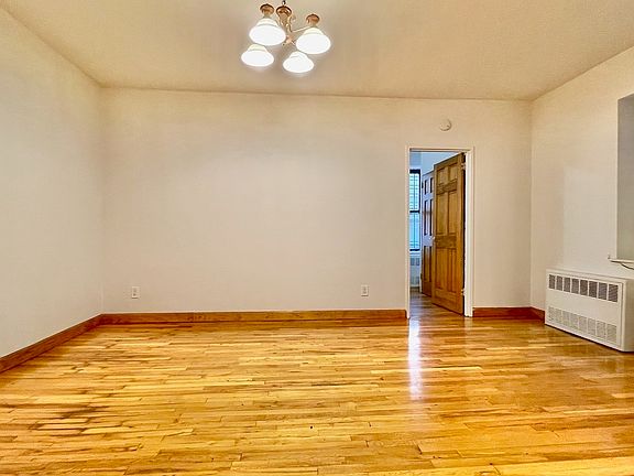 3rd image of 303 W 92nd St APT 1A