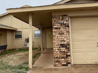 108 Brookview Dr #108B, Elk City, OK 73644