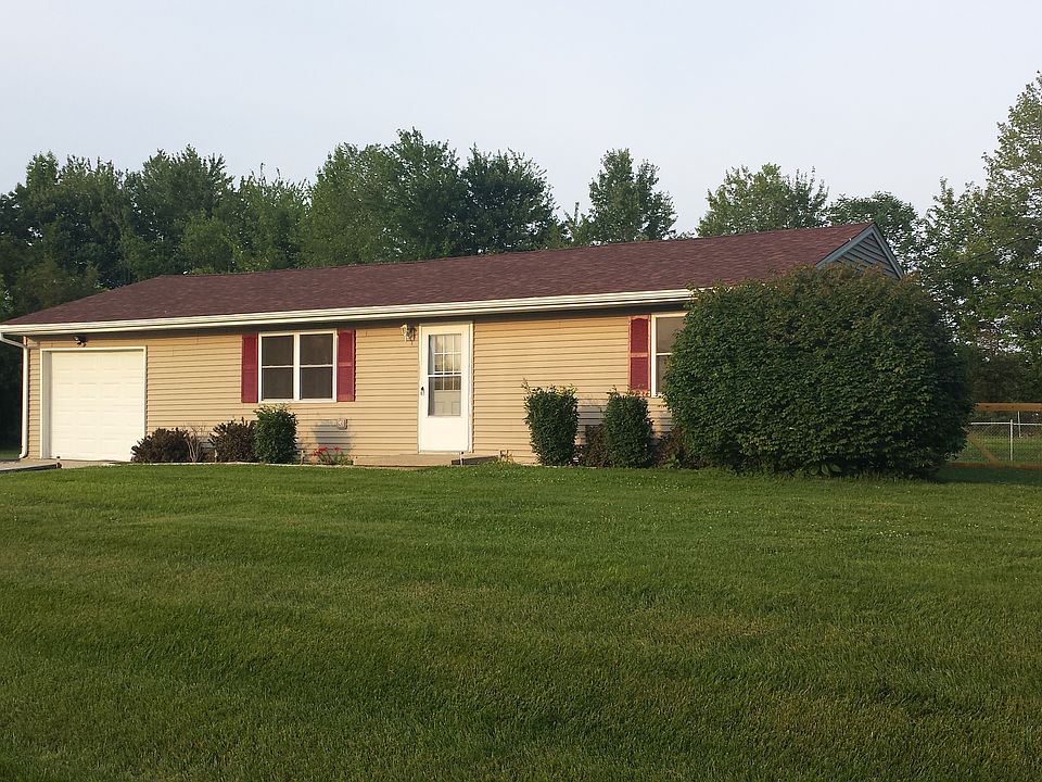 1st image of 90 S County Road 400 W