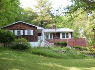 47 Arbor Hill Dr, Pleasant Valley, NY 12569