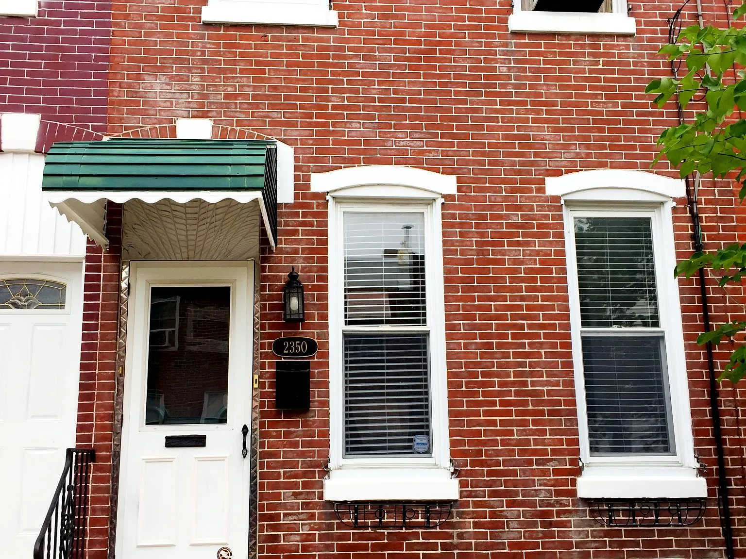 2350 E Sergeant Street — Photo 2