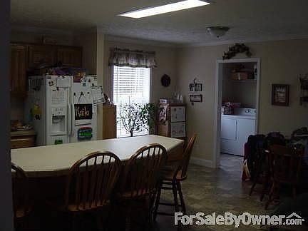 country kitchen with 9ft Island