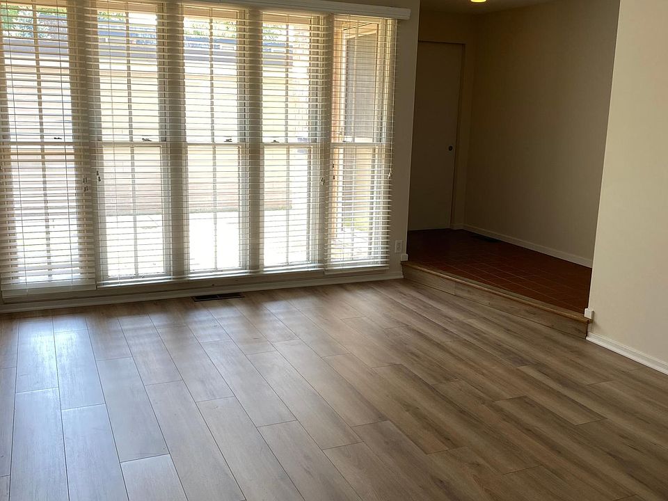 1st image of 6431 Barrie Rd