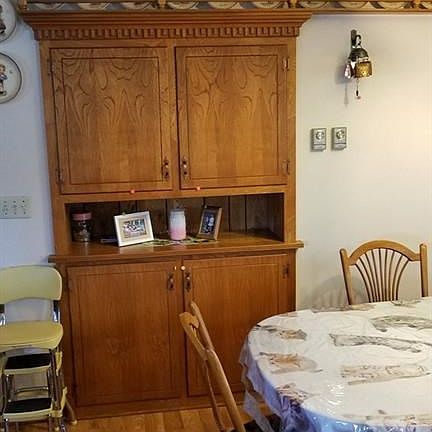 Dining Room Built In Cabinet Matches Kitchen Cabinets