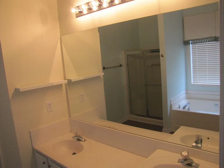 3350 Vernon Cmns NW — Photo 20