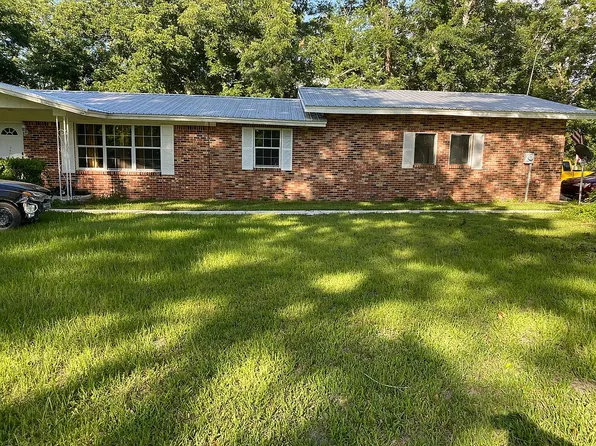 903 SW Old Wire Rd, Lake City, FL 32024