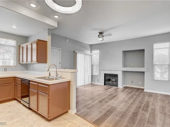 2201 Ramsgate Dr APT 911, Henderson, NV 89074