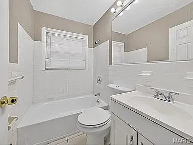5th image of 219 Presley Dr