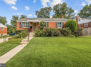11809 Timber Ln, Rockville, MD 20852