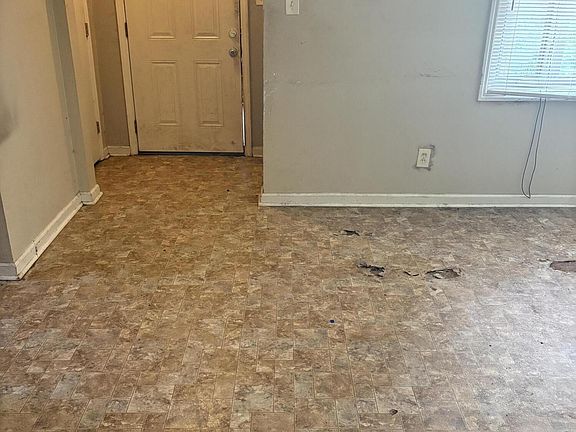 4th image of 1840 Buford St