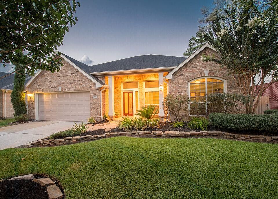 1st image of 15822 Stenbury Ct