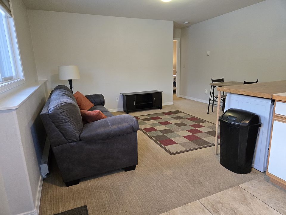 1st image of 1840 Hunters Dr