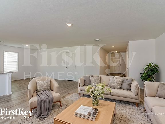 3rd image of 10211 Devon Wheel St
