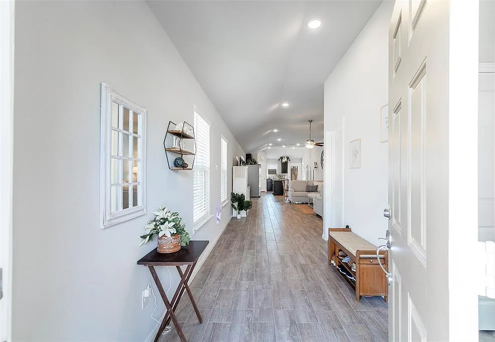 14132 Calderwood St — Photo 2