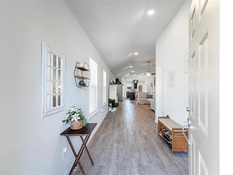 14132 Calderwood St — Photo 2
