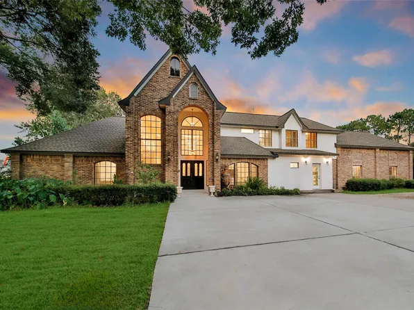 11 W Kitty Hawk St, Richmond, TX 77406