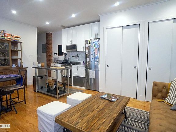 2nd image of 310 12th St APT 8